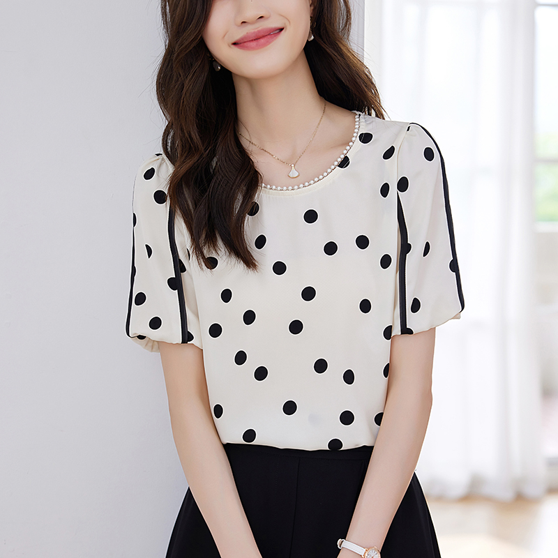 เสื้อเชิ้ตผู้หญิงแขนยาว เสื้อเชิ้ตผู้หญิงใส่ทํางาน 390 บาทต่อชิ้น ฟรีค่าจัดส่ง