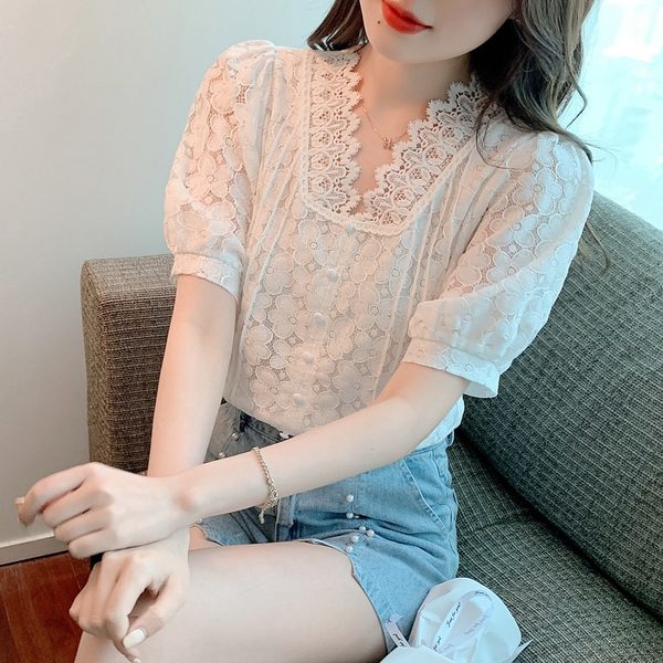 เสื้อลูกไม้สวยๆ เสื้อลูกไม้ เสื้อลูกไม้แฟชั่น BY MIRI