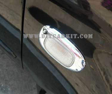 ครอบไฟเลี้ยวแก้ม ลายเรียบ Vigo SmartCab