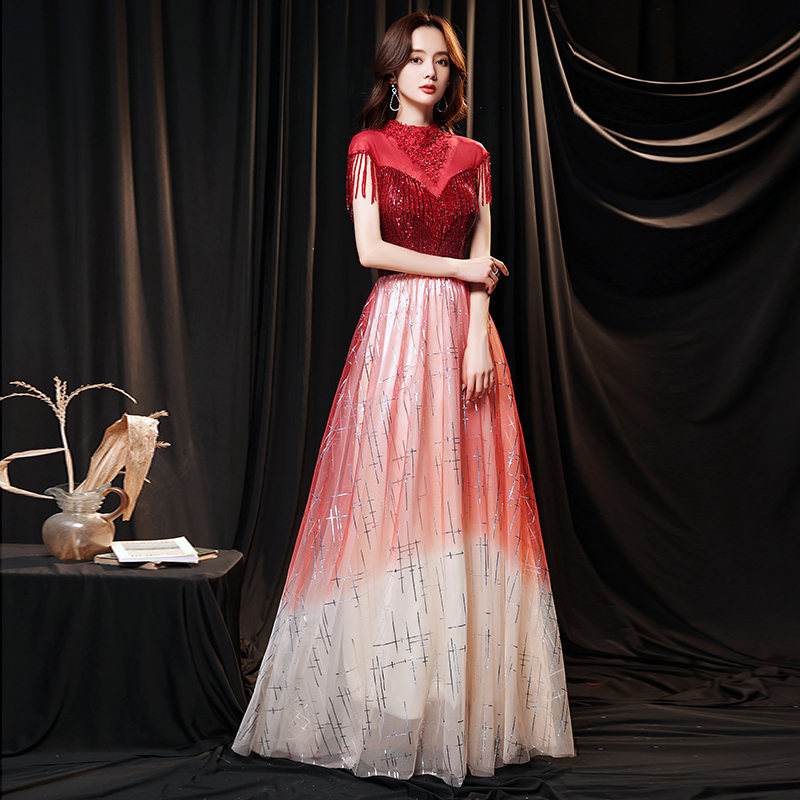 ชุดราตรี ชุดราตรีสวยหรู แบบ ทันสมัย Evening dress