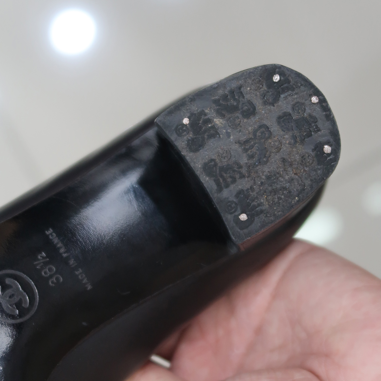 Chanel Black Calf Leather Patent Cap Toe Pumps Size 38.5