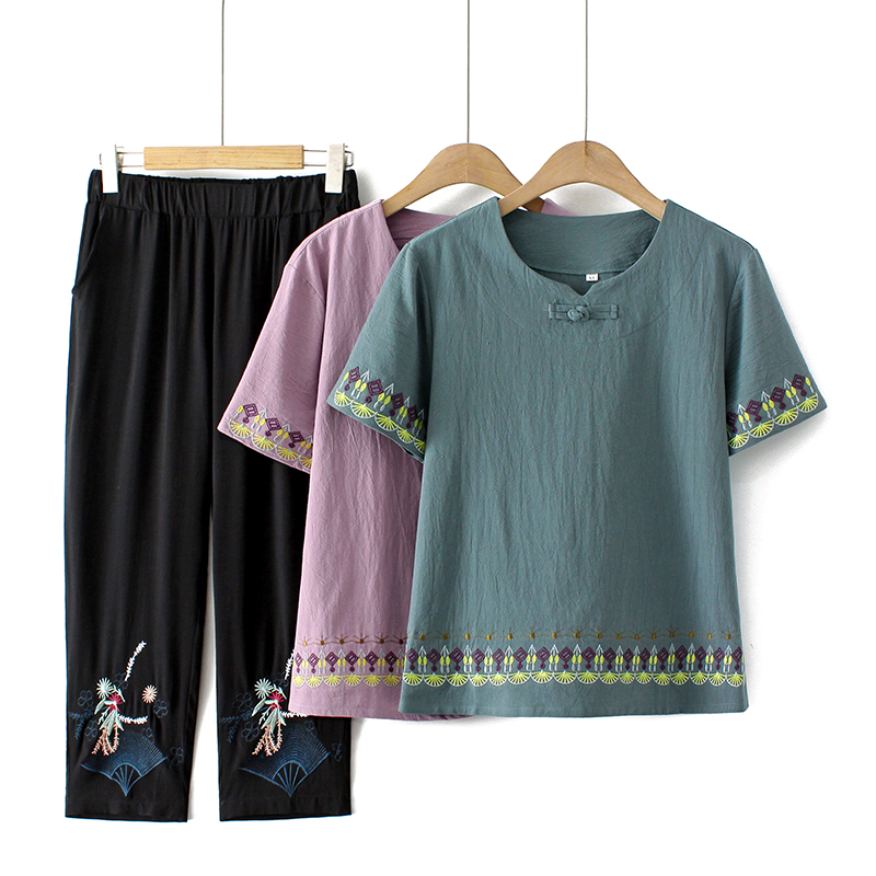เสื้อคุณยาย เสื้อผู้วัยอายุ60-70ปี มีขนาด L-4XL(อกประมาณ35-45นิ้ว)
