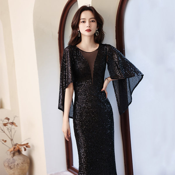 ชุดราตรี ชุดราตรีสวยหรู แบบ ทันสมัย Evening dress