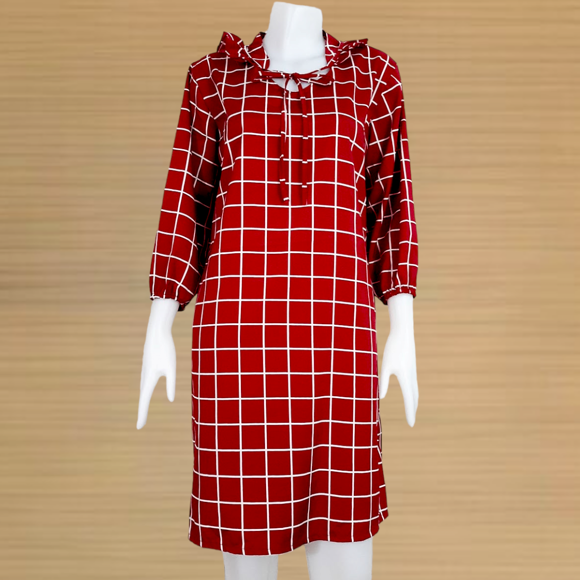 Dress3526-ลายตารางเลือดหมู ชุดเดรสแขนยาว รอบอก 40 นิ้ว คอระบายผูกโบว์ ผ้าไหมอิตาลีเกรดเอเนื้อดีนุ่มใส่สบาย