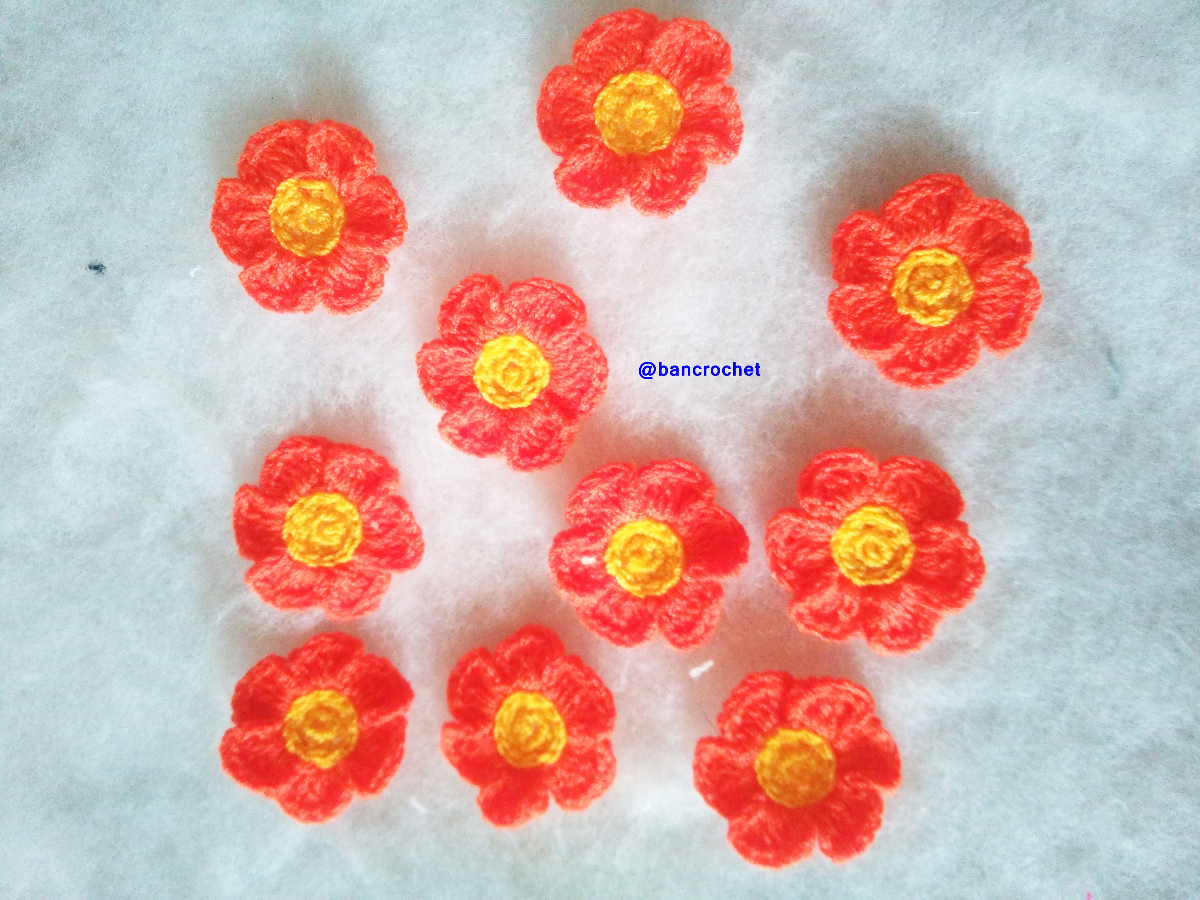 Bancrochet ดอกไม้ถักโครเชต์ crochet flowers ส้ม 3 cm