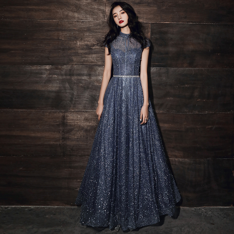 ชุดราตรี ชุดราตรีสวยหรู แบบ ทันสมัย Evening dress