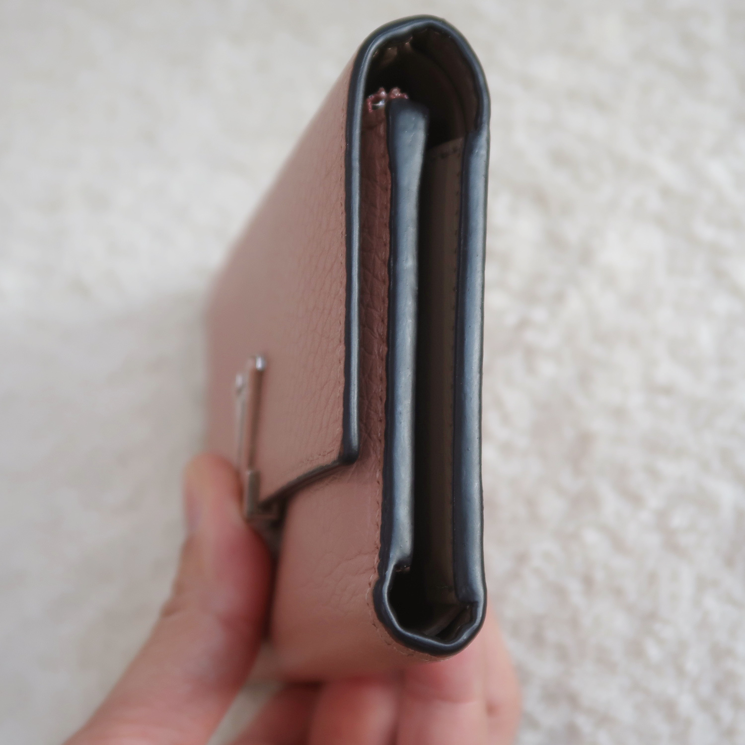 Louis Vuitton Mulan Pink Taurillon Capucines Mini Wallet