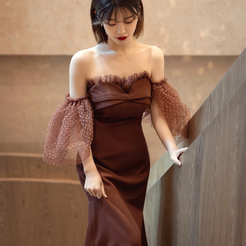 ชุดราตรี ชุดราตรีสวยหรู แบบ ทันสมัย Evening dress