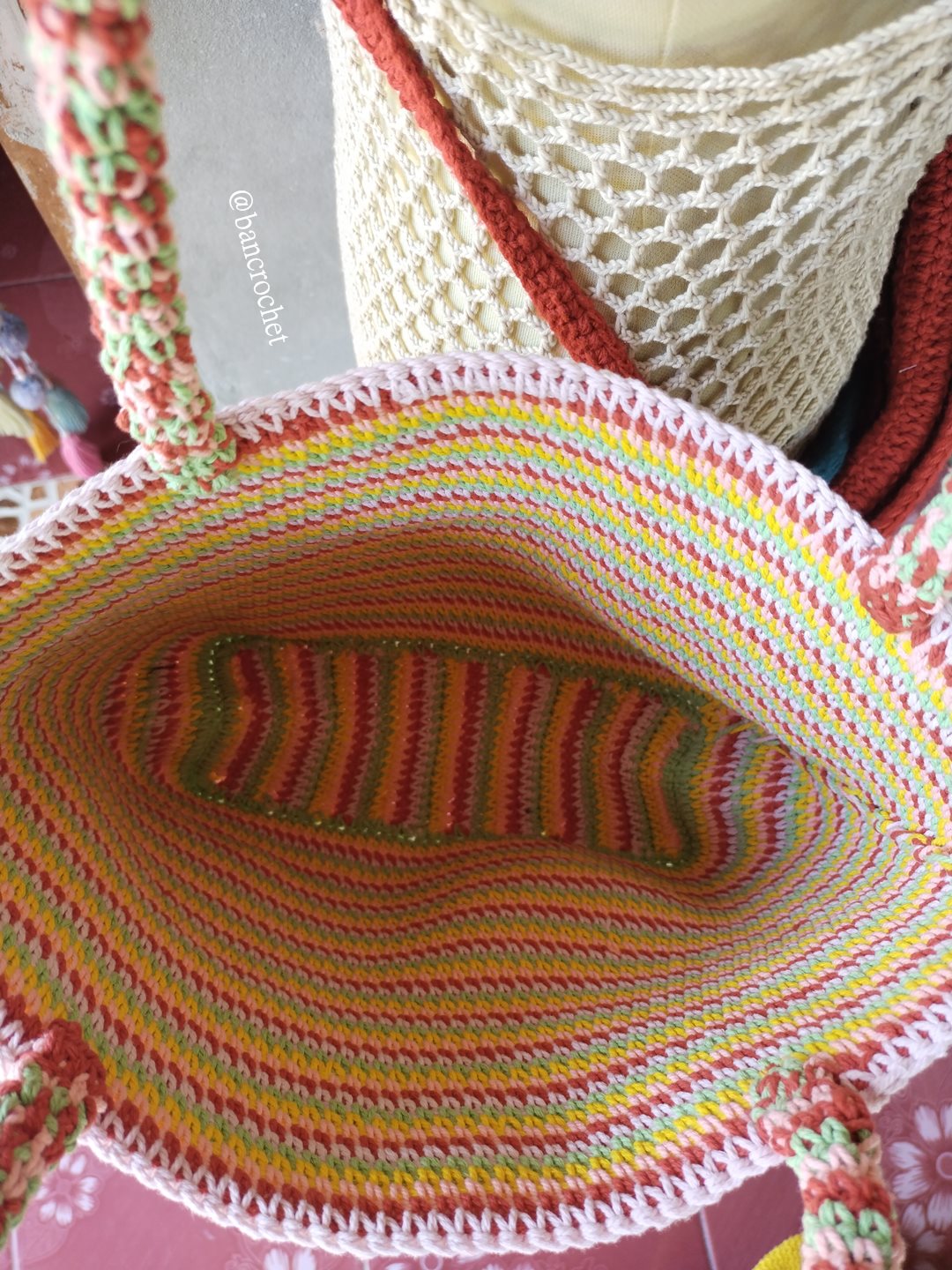 Bancrochet กระเป๋าถักโครเชต์ crochet bag หลากสี 24*32*9 สาย29 cm