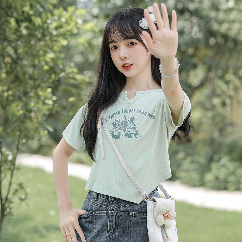 เสื้อผ้าวัยรุ่นเกาหลี เสื้อยืดวัยรุ่นผู้หญิง มีขนาด S M L XL