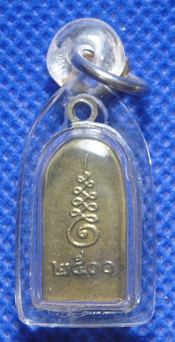 หลวงพ่อโตอุ้มบาตร วัดอินทรวิหาร บางขุนพรหม