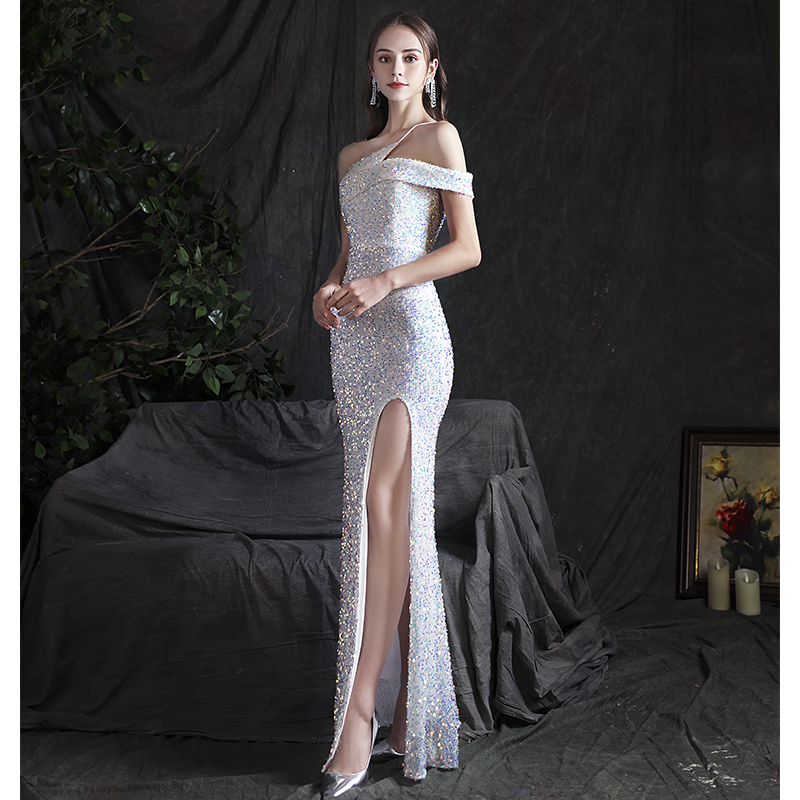 ชุดราตรี ชุดราตรีสวยหรู แบบ ทันสมัย Evening dress