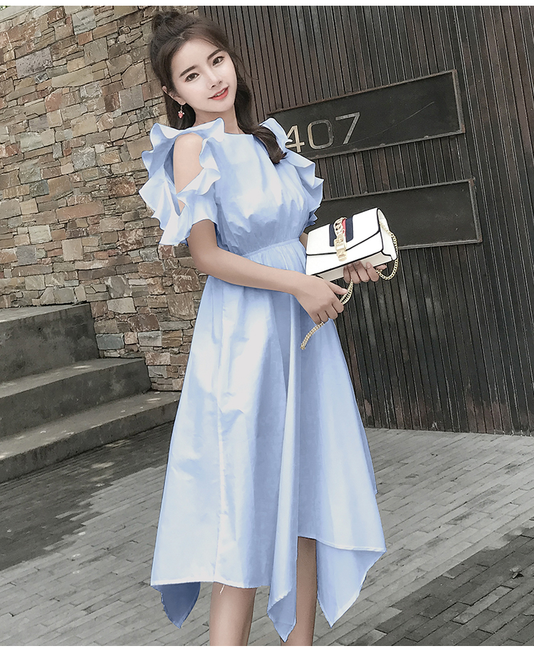 Dress4658 Maxi Dress เดรสยาวแขนระบายผูกโบว์หลัง เอวยางยืด ผ้าโพลีเกรดพรีเมียมเนื้อดีหนามีน้ำหนักทิ้งตัว งานสวยดีเทลดีงาม โทนสีพาสเทลสวยหวานละมุน ใส่เที่ยวใส่ชิลด์ ชุดเดียวเอาอยู่ มี 2 สี ฟ้า, ชมพู