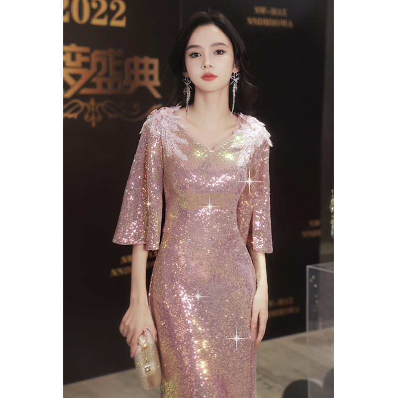 ชุดราตรี ชุดราตรีสวยหรู แบบ ทันสมัย Evening dress