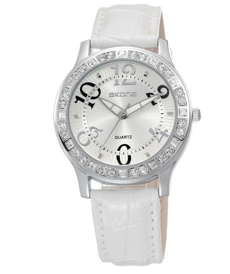 นาฬิกาข้อมือ ผู้หญิง สายหนัง ฝังเพชร คริสตัล ออสเตเรีย รอบตัวเรือน เพิ่มความ หรูหรา มีระดับ สีฟ้า สวยใส สีขาว เรียบร้อย ชมพู สวยหวาน 738828