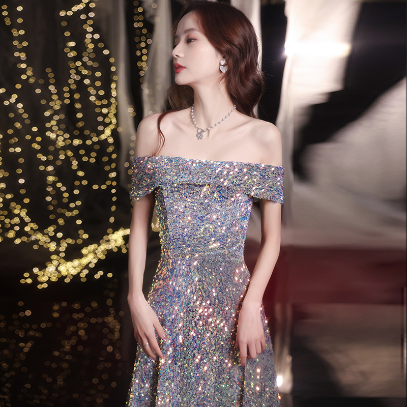 ชุดราตรี ชุดราตรีสวยหรู แบบ ทันสมัย Evening dress