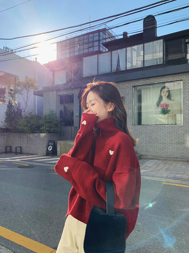 ห้ามพลาด Sweater เสื้อสเวทเตอร์ไหมพรม คอเต่า แต่งลายปักหัวใจ งานดี ไหมพรมเนื้อดี สายเกาหลีห้ามพลาดน้าาา แดง freesize