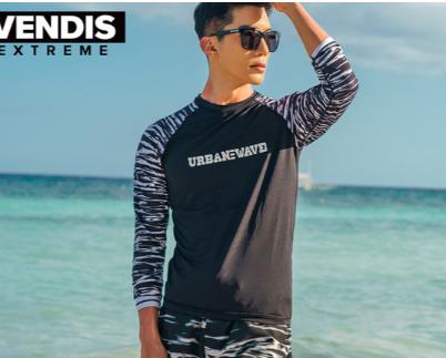 เสื้อว่ายน้ำชาย