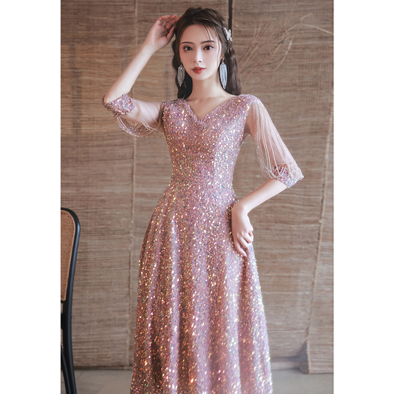 ชุดราตรี ชุดราตรีสวยหรู แบบ ทันสมัย Evening dress