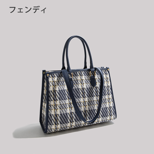 กระเป๋าสะพายข้างผู้หญิง กระเป๋าสะพายสไตล์เกาหลี By Japanese フェンディ authentic bag