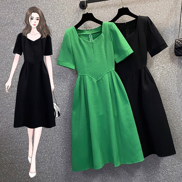 เดรสคนอ้วน เดรสสาวอวบ ชุดเดรสคนอ้วนวัยรุ่นแขนสั้น BY PLUS SIZE Girl