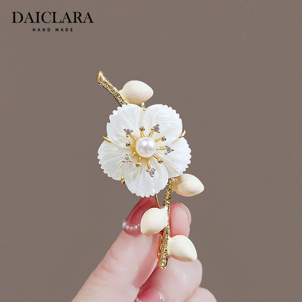 เข็มกลัด เข็มกลัดสวยๆ เข็มกลัดติดเสื้อ Brooch