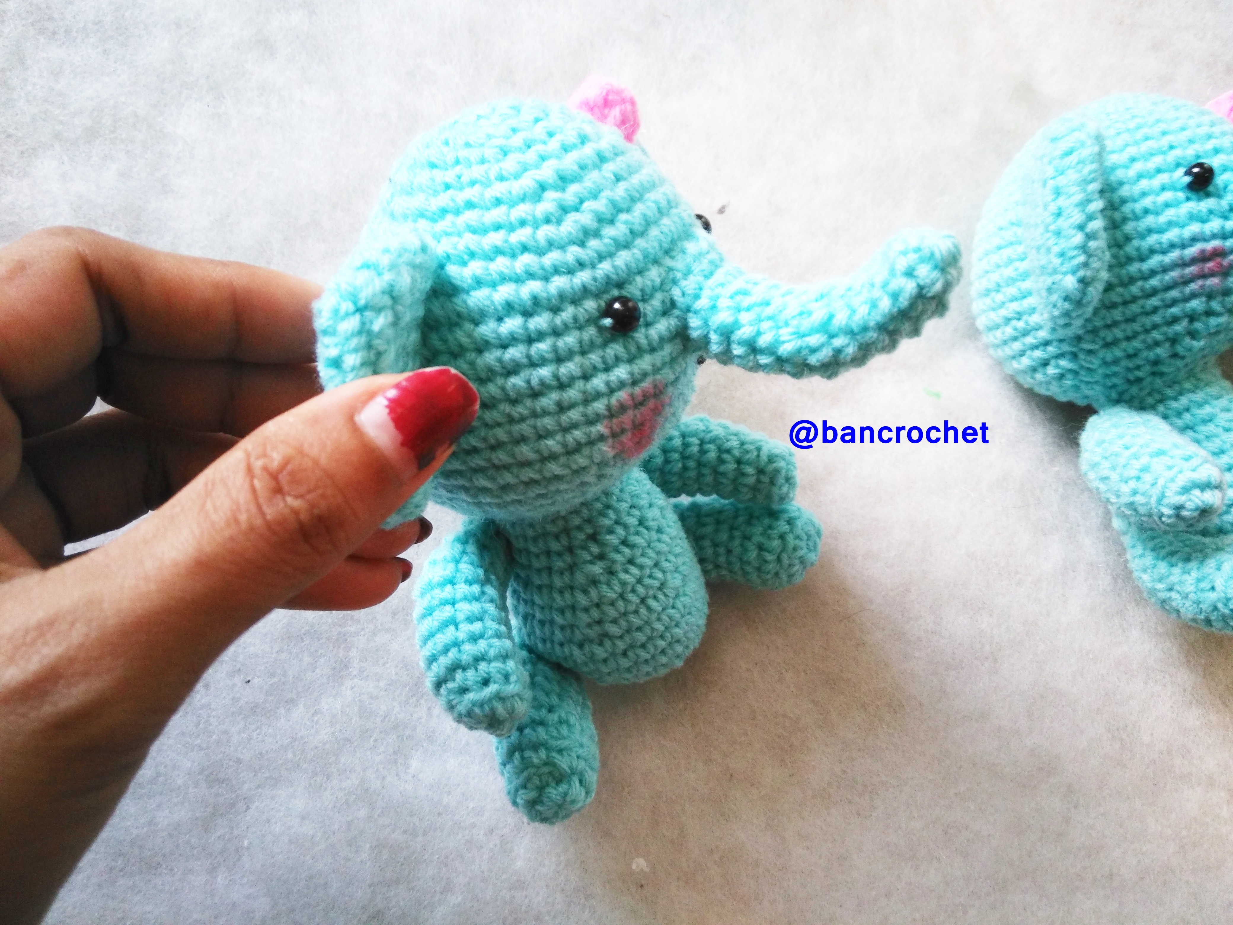 Bancrochet ช้างถักโครเชต์ Crochet elephant doll สีฟ้า 4 นิ้ว