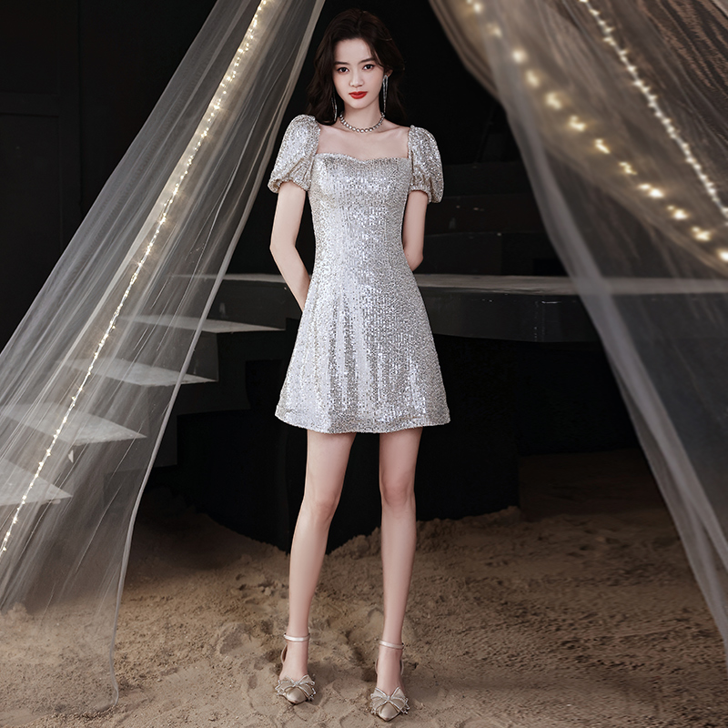 ชุดราตรี ชุดราตรีสวยหรู แบบ ทันสมัย Evening dress