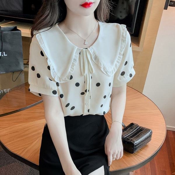 เสื้อลูกไม้ แขนสั้น