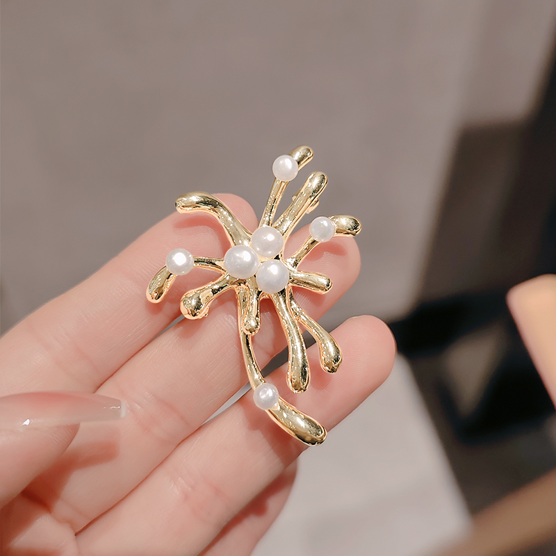 เข็มกลัด เข็มกลัดสวยๆ เข็มกลัดติดเสื้อ Brooch