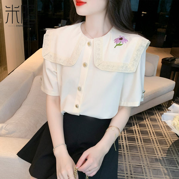 เสื้อลูกไม้ แขนสั้น