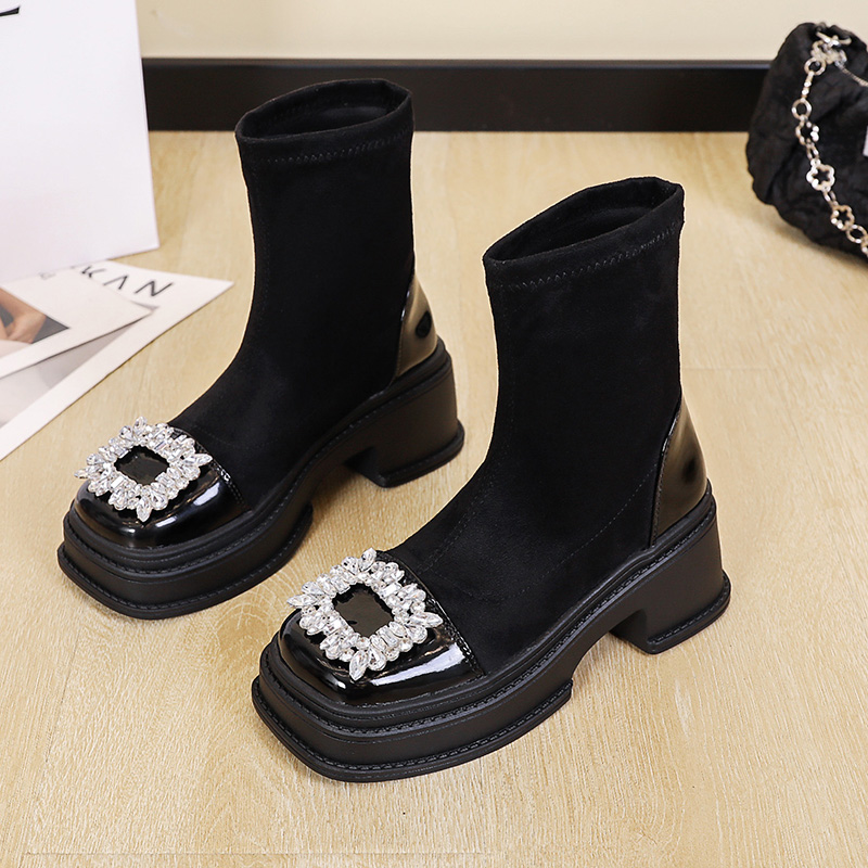 รองเท้าบูทแฟชั่นหญิง มีขนาดให้สั่งซื้อ 35 36 37 38 39 40