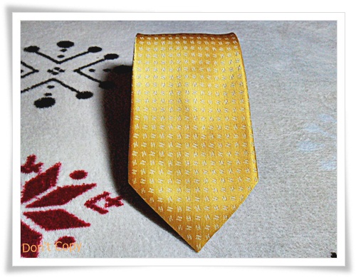 เนคไท ผู้ชาย Hermes สีเหลืองเข้ม N010