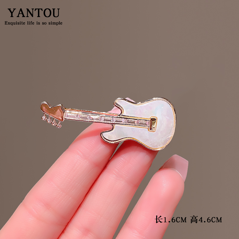 เข็มกลัด เข็มกลัดสวยๆ เข็มกลัดติดเสื้อ Brooch