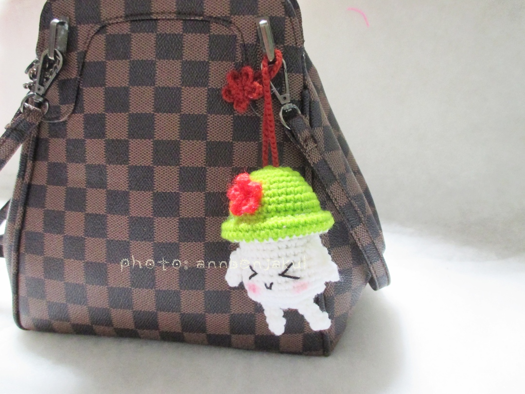 ที่ห้อยกระเป๋าเห็ดถักสีเขียว