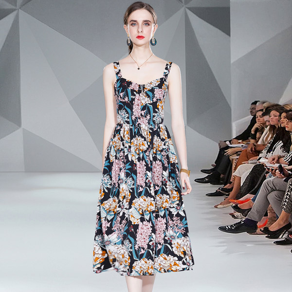 ชุดเดรสเรียบหรูดูแพง เดรสแบรนด์ DG Boutique