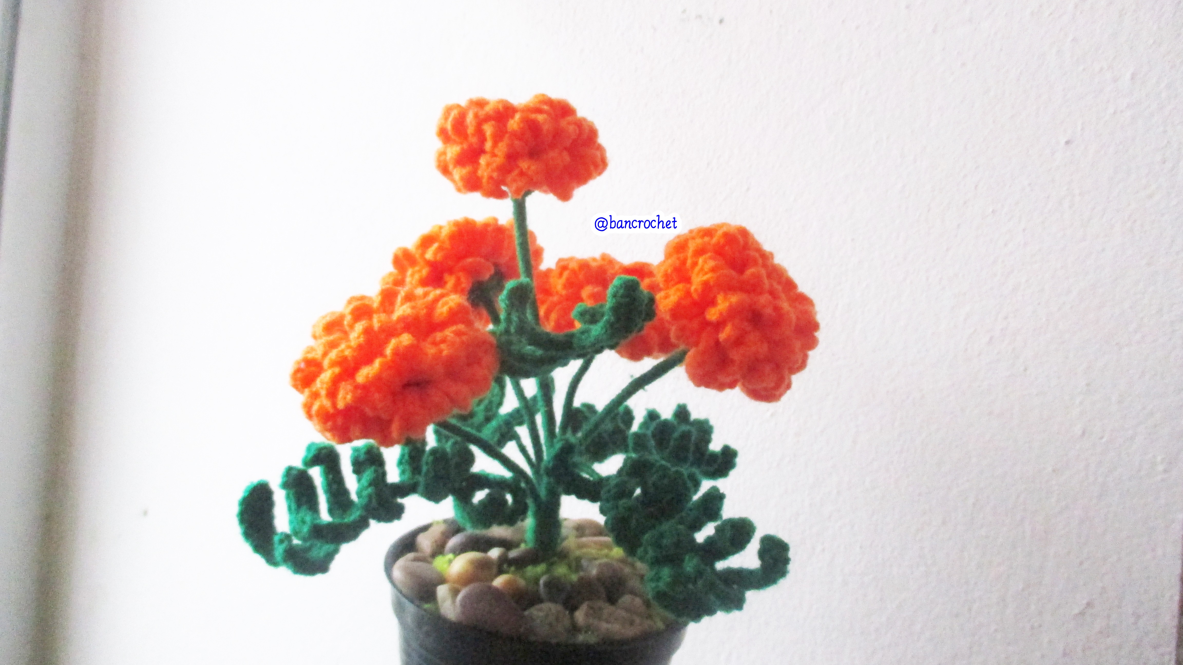 Bancrochet ดอกไม้ถักโครเชต์ ดอกดาวเรือง Marigold Crochet Flowers เหลือง 7 inch