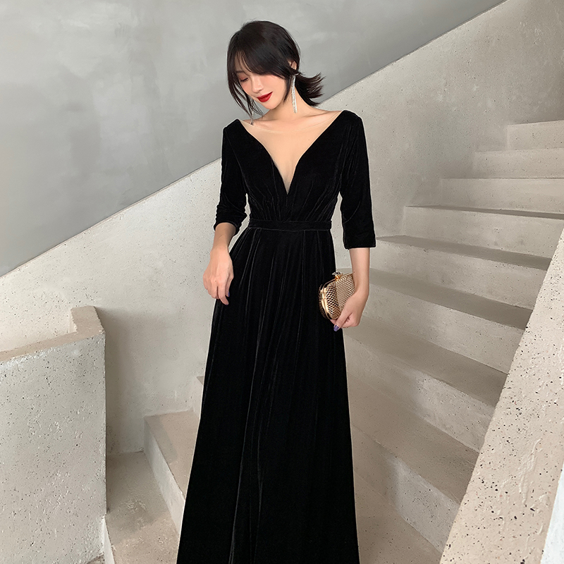 ชุดราตรี ชุดราตรีสวยหรู แบบ ทันสมัย Evening dress