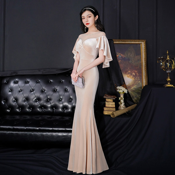 ชุดราตรี ชุดราตรีสวยหรู แบบ ทันสมัย Evening dress
