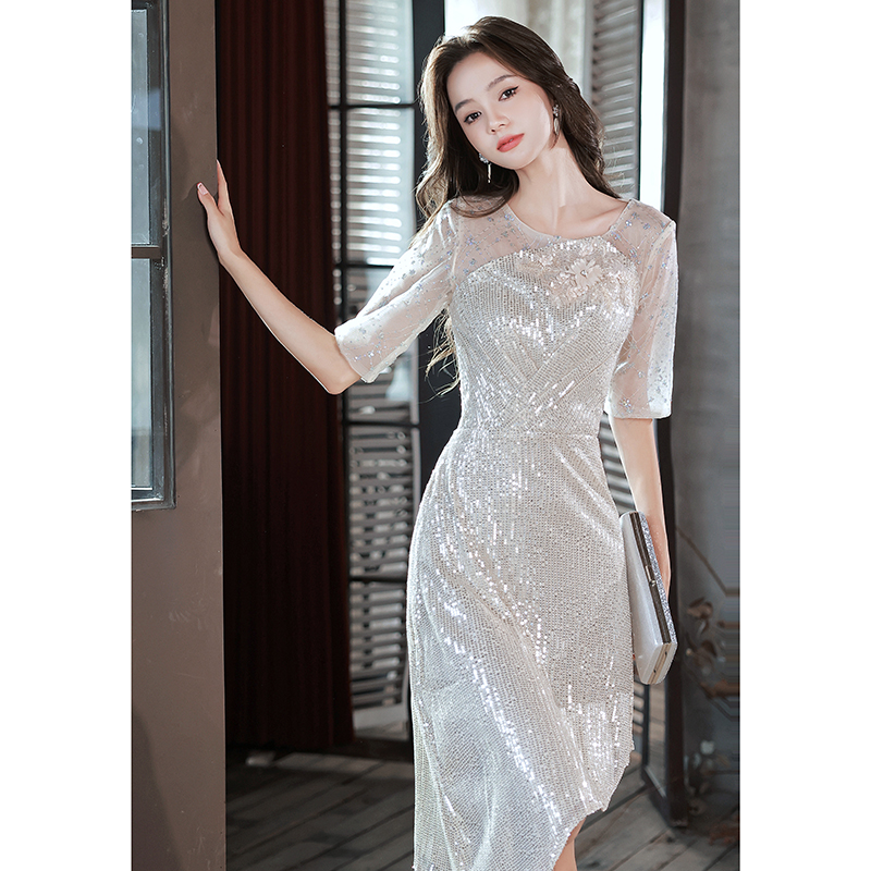 ชุดราตรี ชุดราตรีสวยหรู แบบ ทันสมัย Evening dress