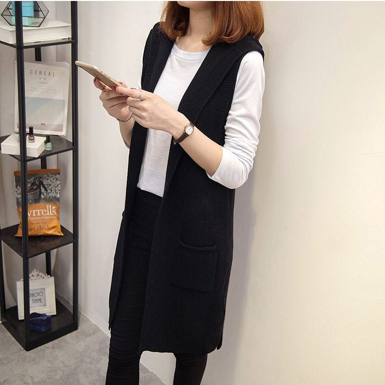 Blouse3643 เสื้อคลุมกันหนาวไหมพรมตัวยาวมีฮู้ด งานถักเนื้อแน่นสวยมีน้ำหนักทิ้งตัวยืดหยุ่นสูง งานสวยแมทช์ง่าย แมทช์กับชุดไหนก็เข้า **พร้อมส่งสีดำสีเดียวค่ะ
