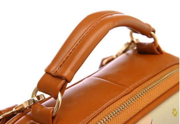 กระเป๋าสะพายหลัง ทรงสี่เหลี่ยม นำเข้าญี่ปุ่น สีน้ำตาล Travel preb1003