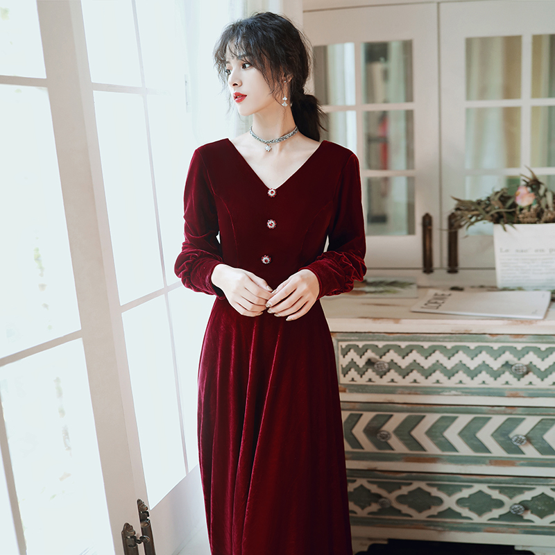 ชุดราตรี ชุดราตรีสวยหรู แบบ ทันสมัย Evening dress