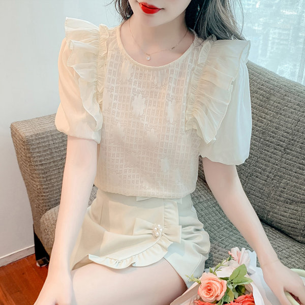 เสื้อลูกไม้ แขนสั้น