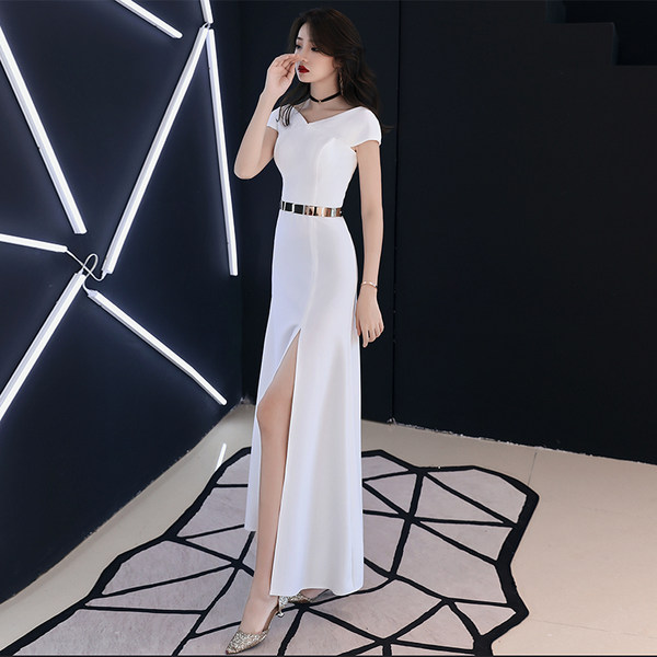 ชุดราตรี ชุดออกงาน ดีไซน์หรู แบรนด์ Angel