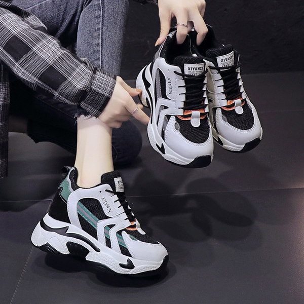 รองเท้าผ้าใบเสริมส้นสูง ไซต์35-39 Beautiful Feet Fashion Shoes