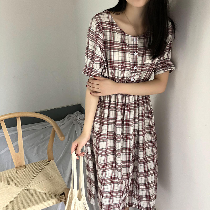 Dress4590 ชุดเดรสยาวลายสก็อตโทนสีน้ำตาล กระดุมหน้าอก เอวยางยืด ผ้าคอตตอนลินินเนื้อดี เนื้อผ้าไม่บางกำลังดีใส่สบาย งานสวยผ้าดีเกรดพรีเมียม ทรงน่ารักสไตล์ญี่ปุ่น ใส่เที่ยว/ใส่ทำงานได้