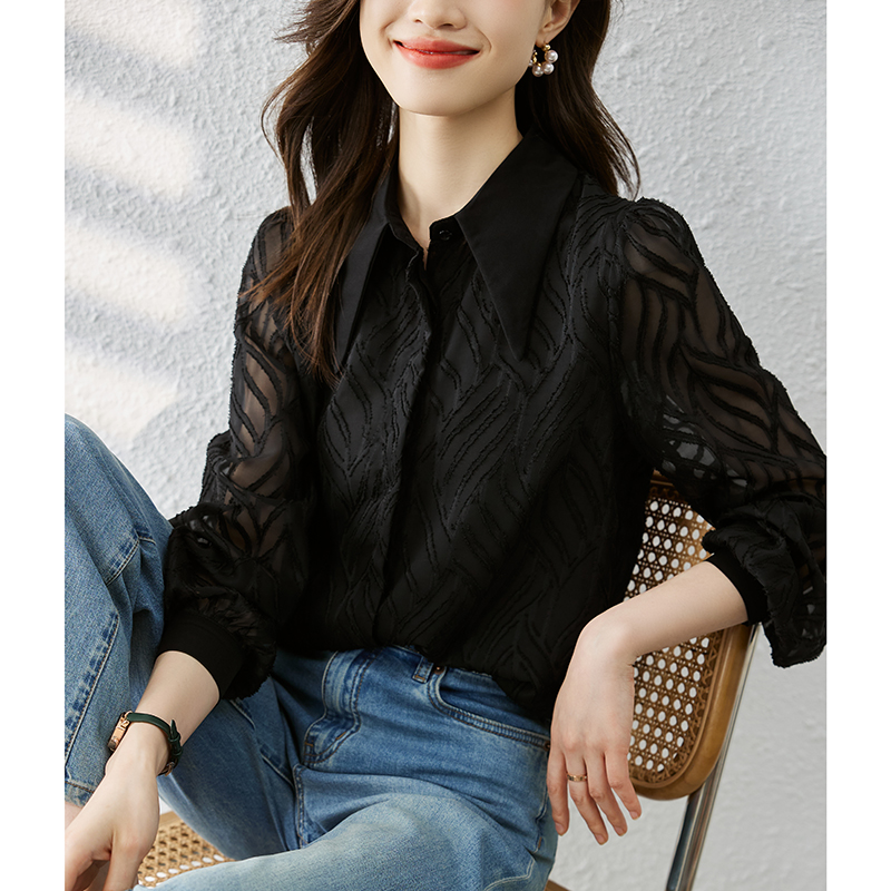 เสื้อเชิ้ตผู้หญิงแขนยาว เสื้อเชิ้ตผู้หญิงใส่ทํางาน 390 บาทต่อชิ้น ฟรีค่าจัดส่ง
