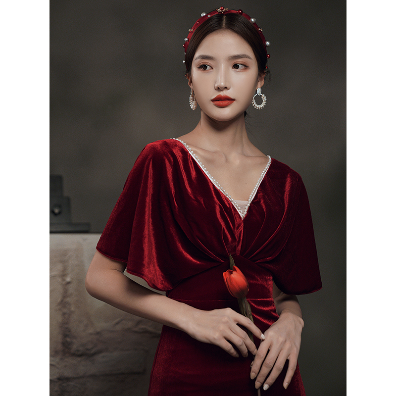 ชุดราตรี ชุดราตรีสวยหรู แบบ ทันสมัย Evening dress