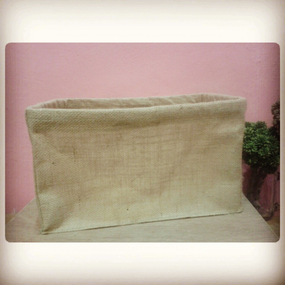 กล่องผ้ากระสอบหลากหลายแบบ....บจก.เทเบิลท็อป ดีไซน์ ภูเก็ต